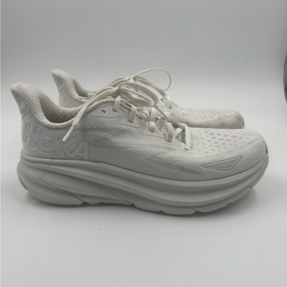 Hoka Clifton 9